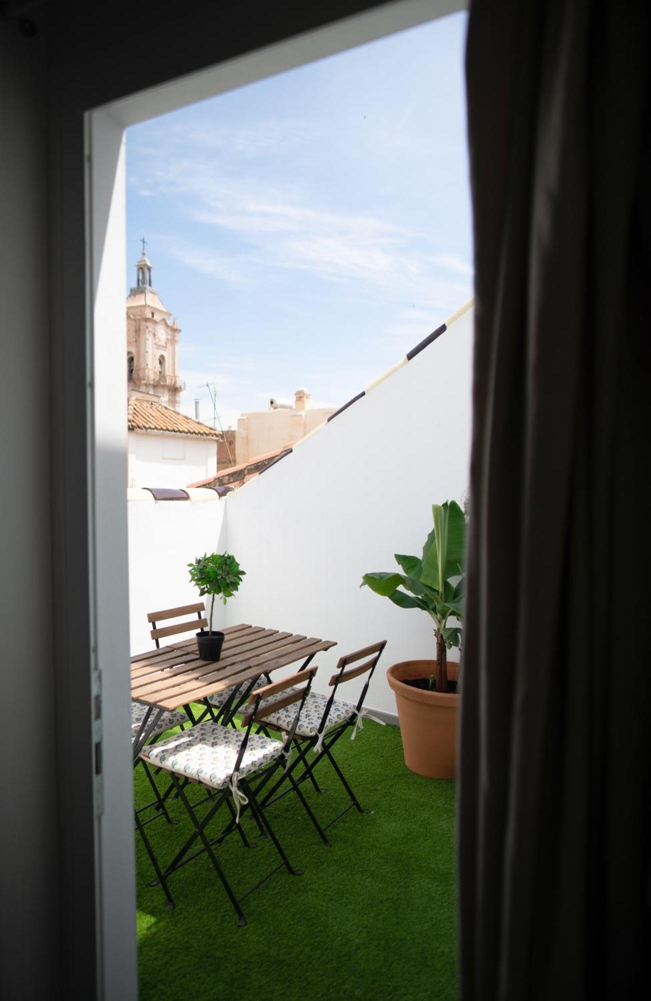 Apartamentos El Marques マラガ エクステリア 写真