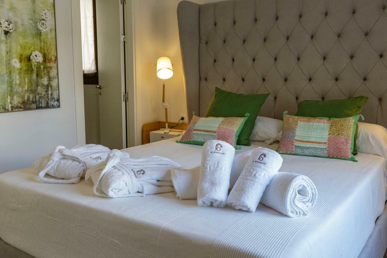 Apartamentos El Marques マラガ エクステリア 写真